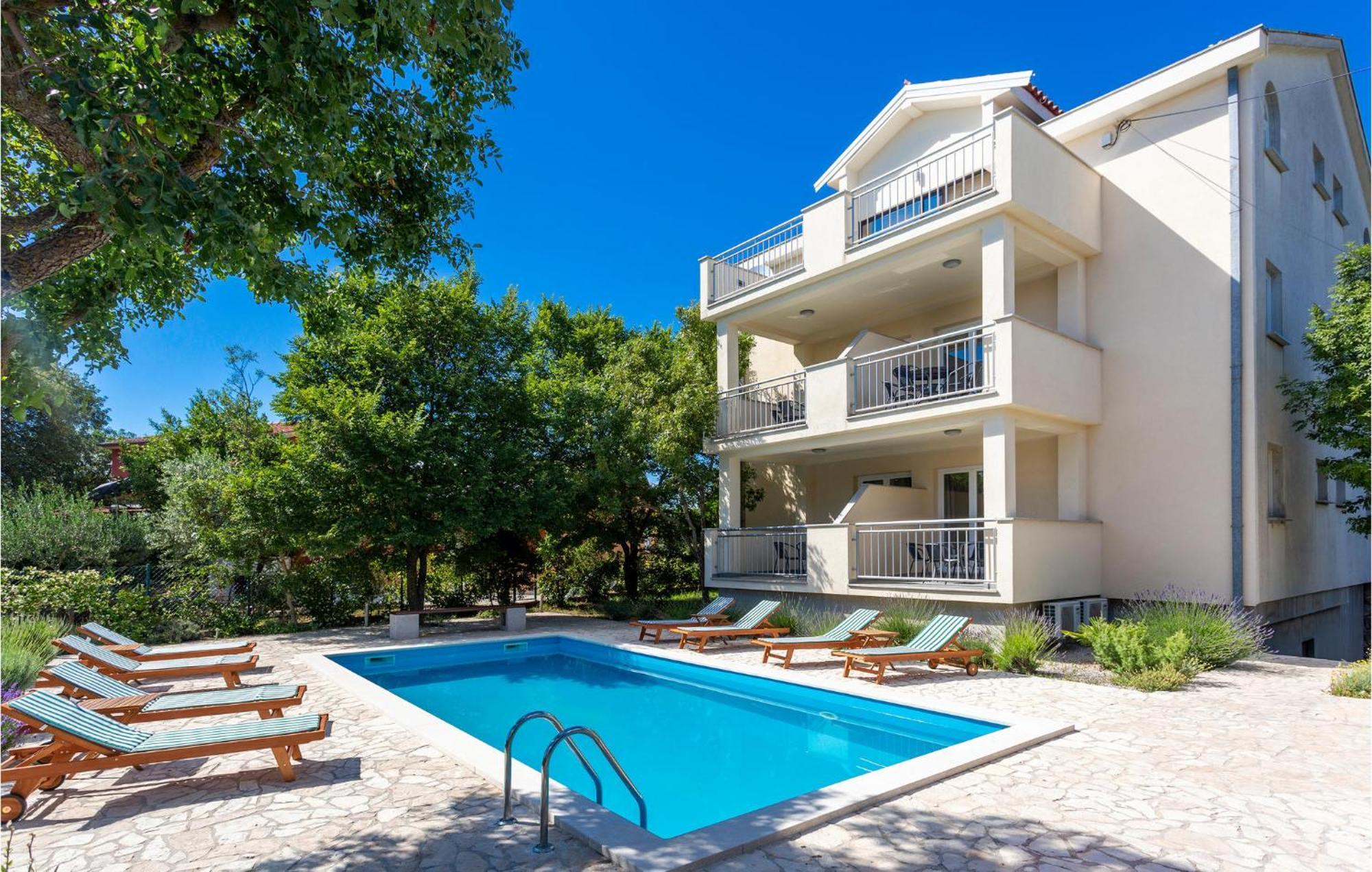 2 Bedroom Beautiful Apartment In Pinezici Pinezići Exterior foto